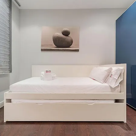 Centro By People Apartamento *